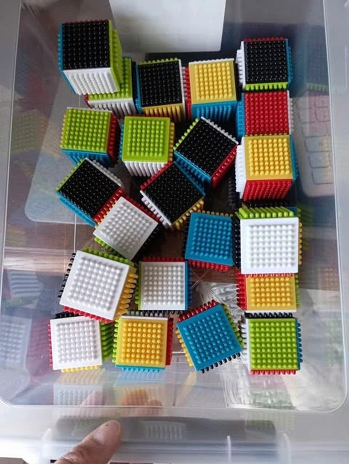 Blocs à picots à assembler - photo numéro 2