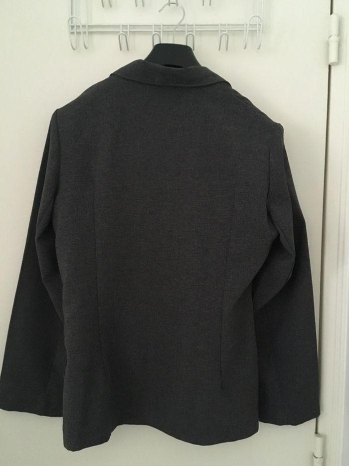Veste grise pour femme taille 38 - photo numéro 2