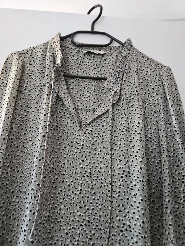 Blouse verte a motifs - photo numéro 3