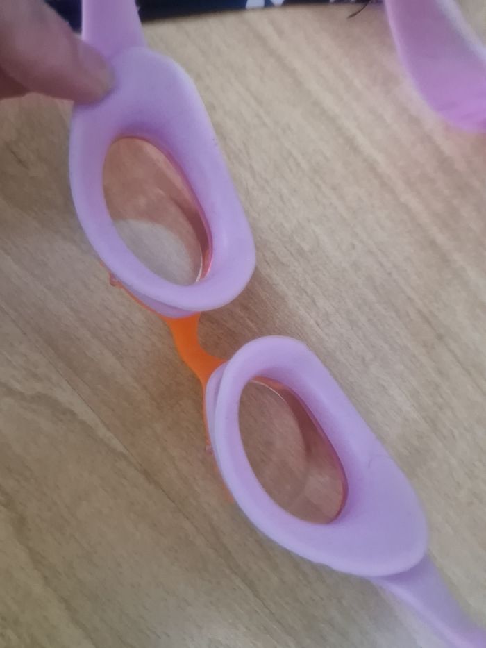 Maillot de bain + lunettes - photo numéro 3