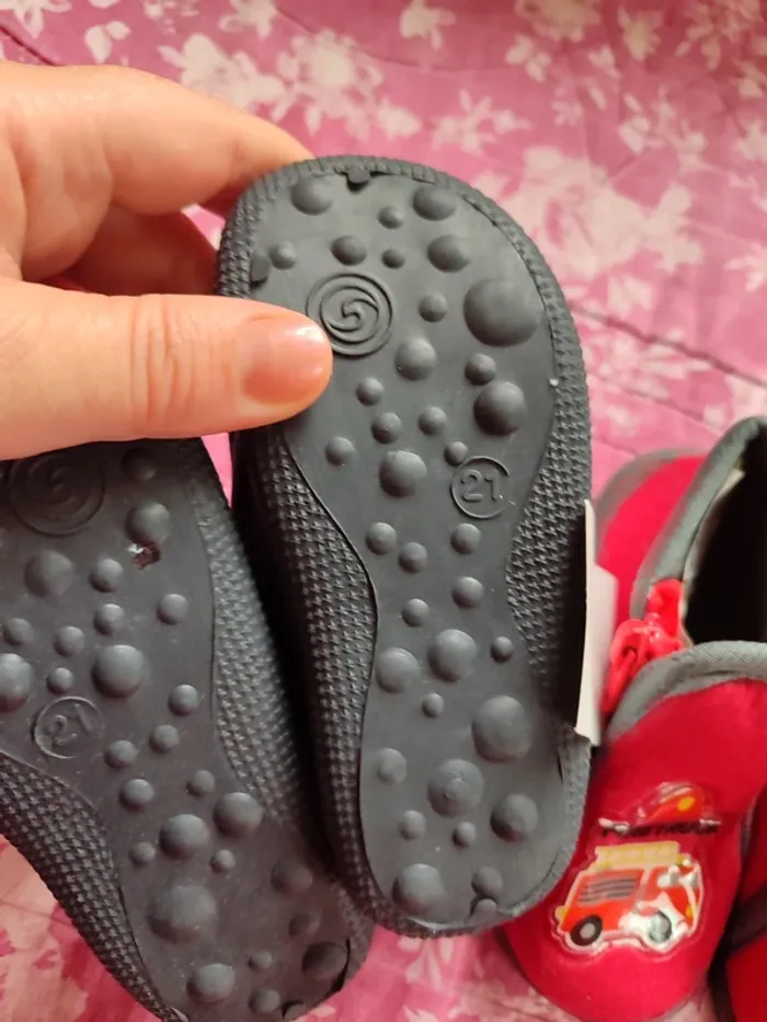 chaussons harry potter et pompier 20/21 - photo numéro 2