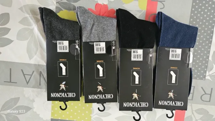 Lot chaussettes chevignon neuf jamais porter - photo numéro 2