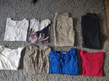 Lot vêtements femme en taille 42 et 44