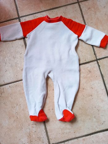Pyjama 3 mois rouge et blanc coton