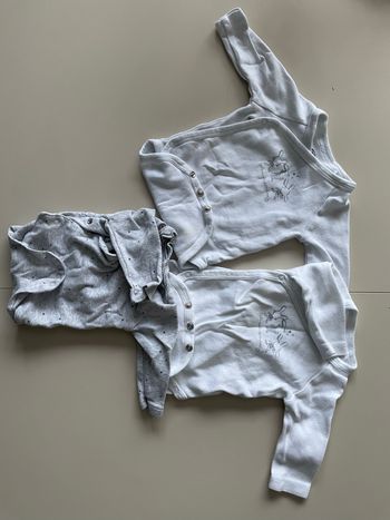 Lot bodies bébé mixtes