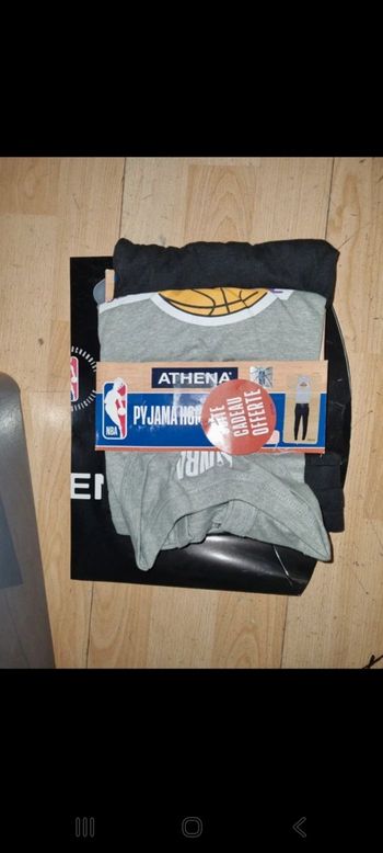 pyjama NBA LAKERS taille L - NEUF - Idée cadeau Noël