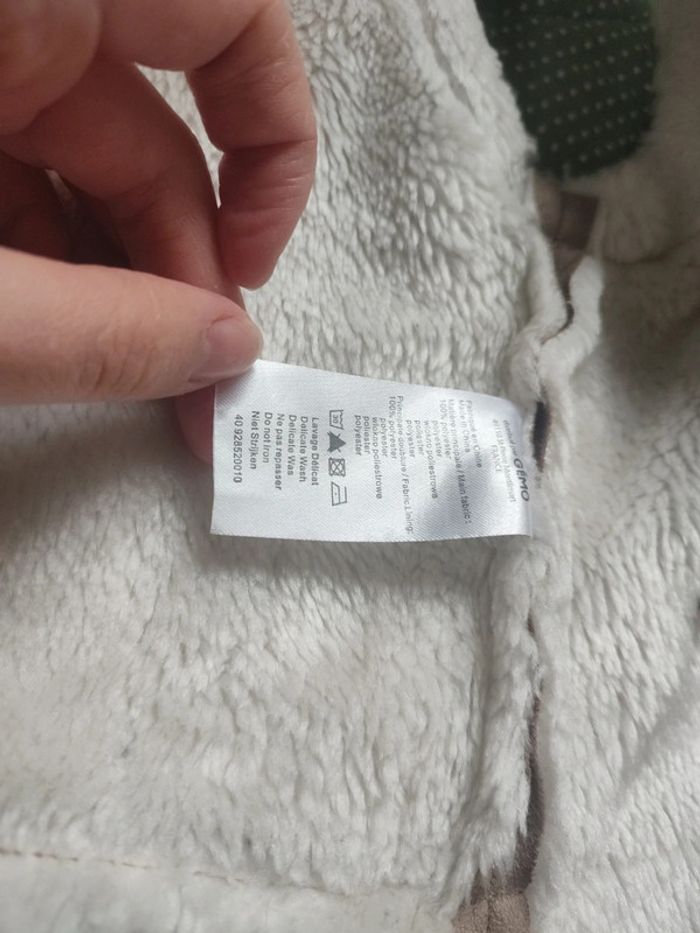 Gilet sans manche 6 ans - photo numéro 3