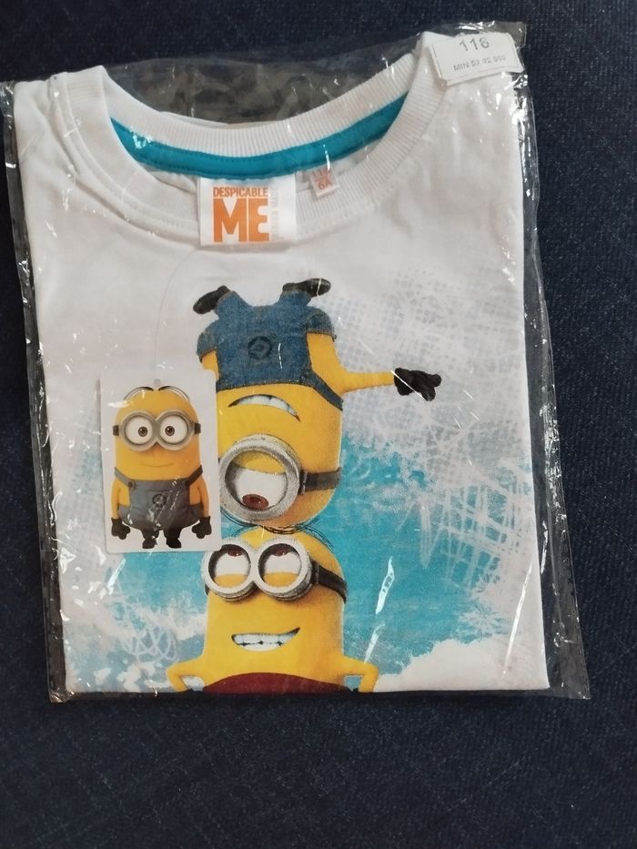 T-shirt Les minions neuf