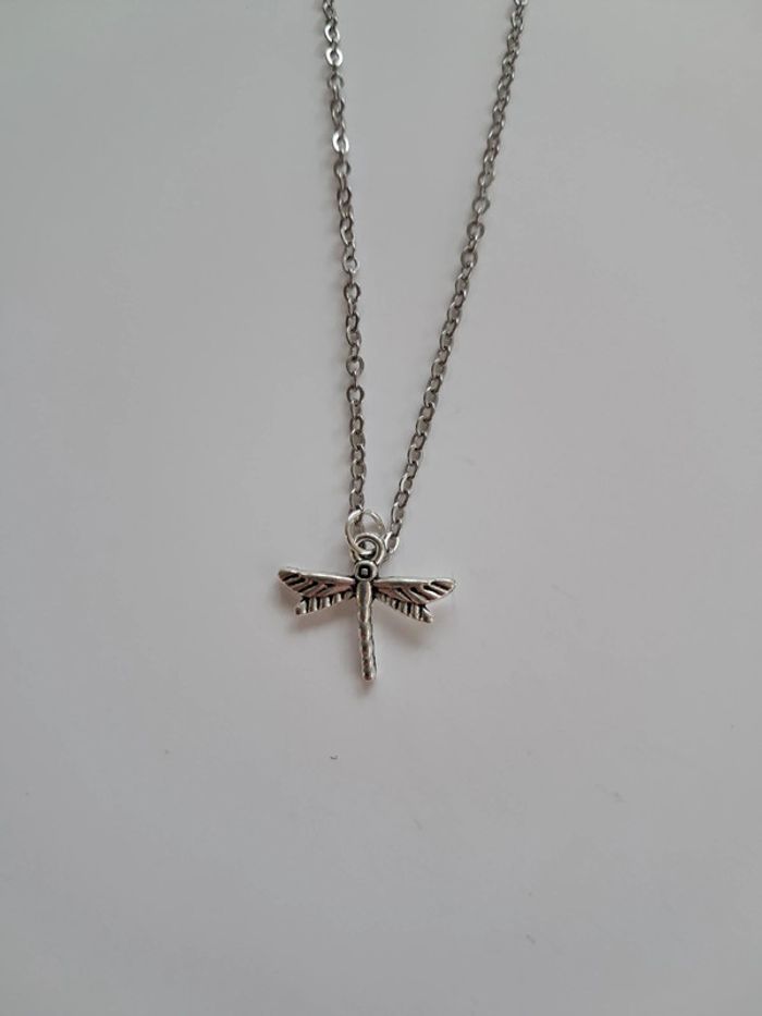 Collier libellule