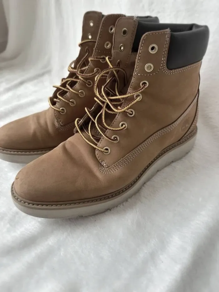 Bottes Timberland Originales - Confort et Robustesse, Taille 40 - photo numéro 2