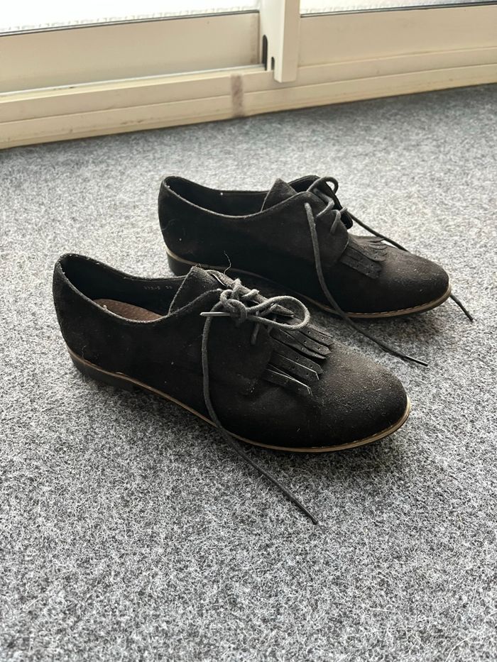 Chaussures noires daim