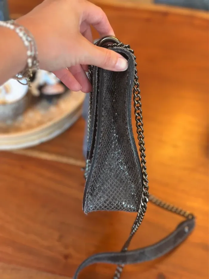 Sac en cuir imprimé python noir et gris – Chaîne métal ajustable – Borse in Pelle - photo numéro 14