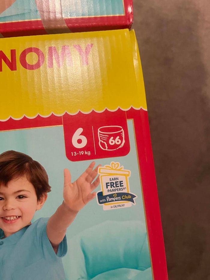 Pampers Premium taille 5 pants maxi pack (2 cartons) - photo numéro 2