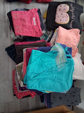 Gros lot de vêtements fille