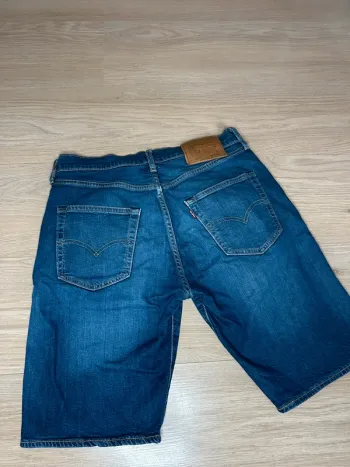 Short Levi’s 501 – W29 – denim bleu – coupe iconique
