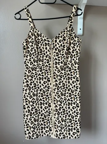 robe mini courte léopard débardeur fermeture éclair