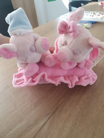 Cochons en peluche