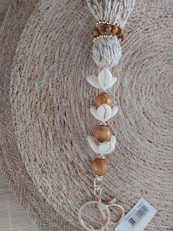 Grand porte-clefs bois et coquillage