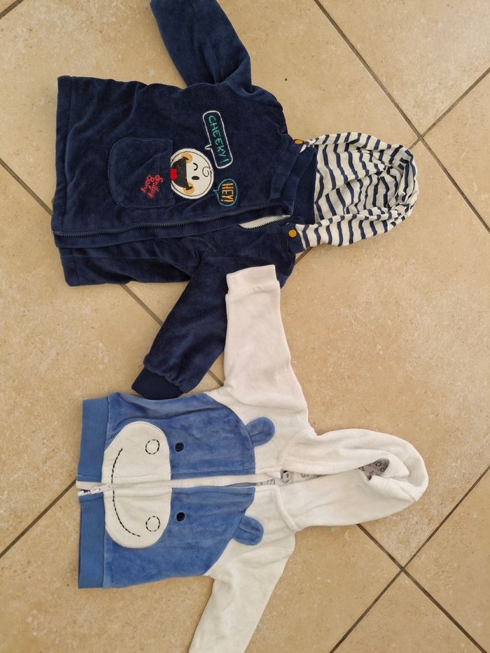 2 vestes gilet velour hiver garcon 6 mois comme neuve