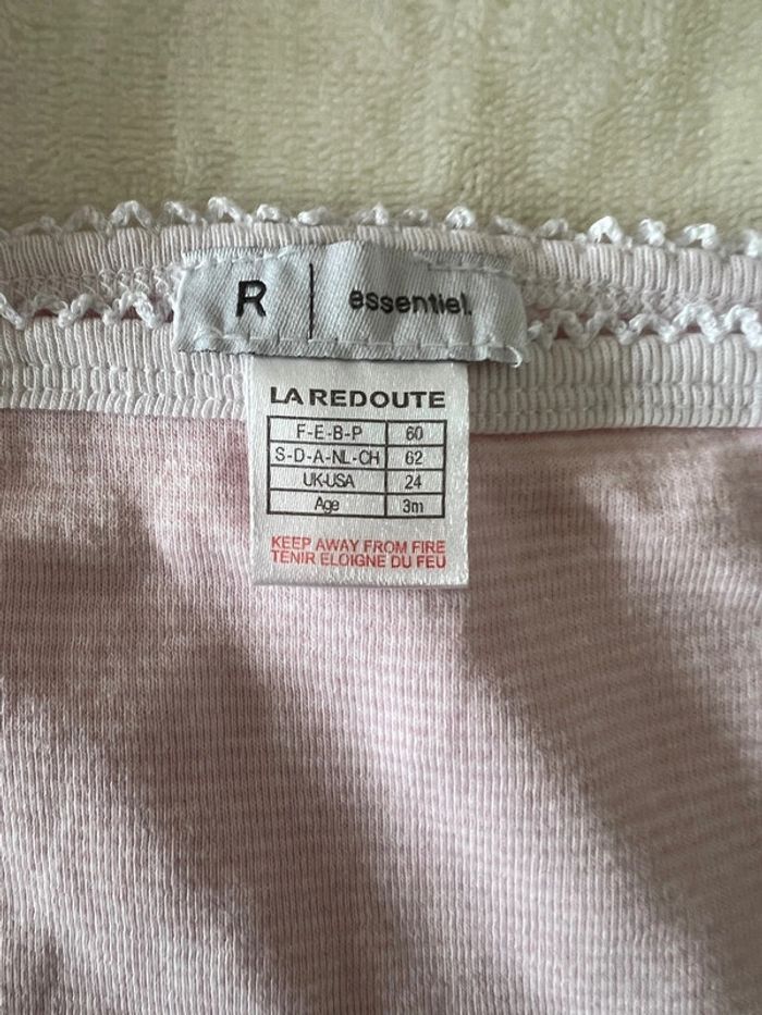 Lot de 4 bodies - 3 petit bateau + 1 la redoute - photo numéro 3