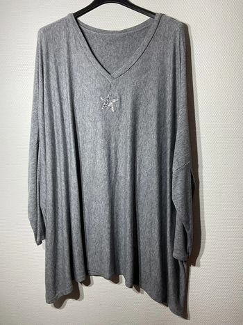 Pull ample « étoile » femme taille unique (46-60)- Laura - neuf avec étiquette