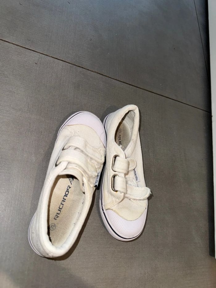 Chaussure de gymnastique t29 - photo numéro 3