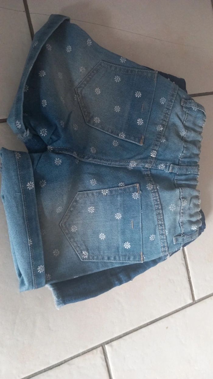 Lot de 5 shirts fille tbe 6 ans - photo numéro 7