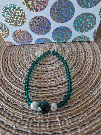 Bracelet dans les tons vert et blanc