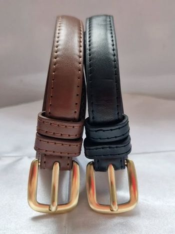 Lot de 2 ceinture en cuir pu Neuve très jolie 