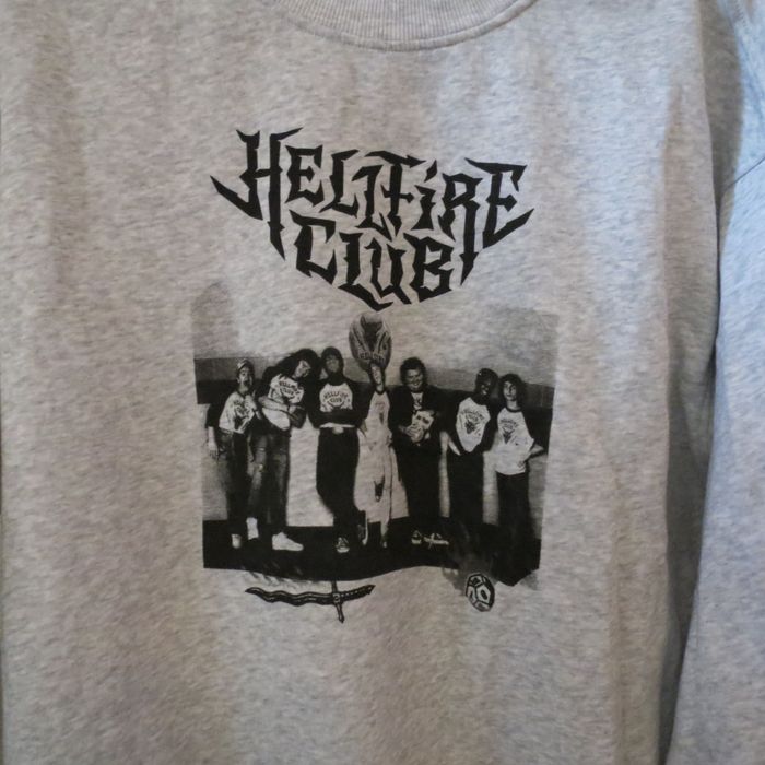 Sweat Hellfire Club – Collection officielle Netflix x H&M (Divided) Unisexe😎 - photo numéro 2