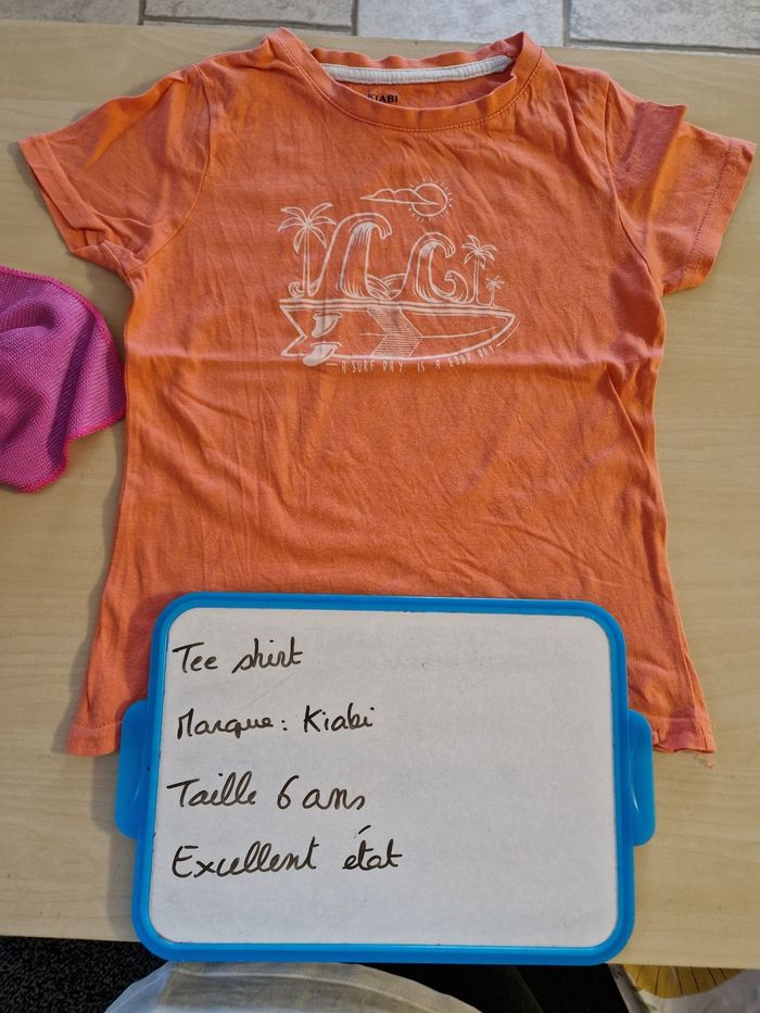 Tee shirt surf