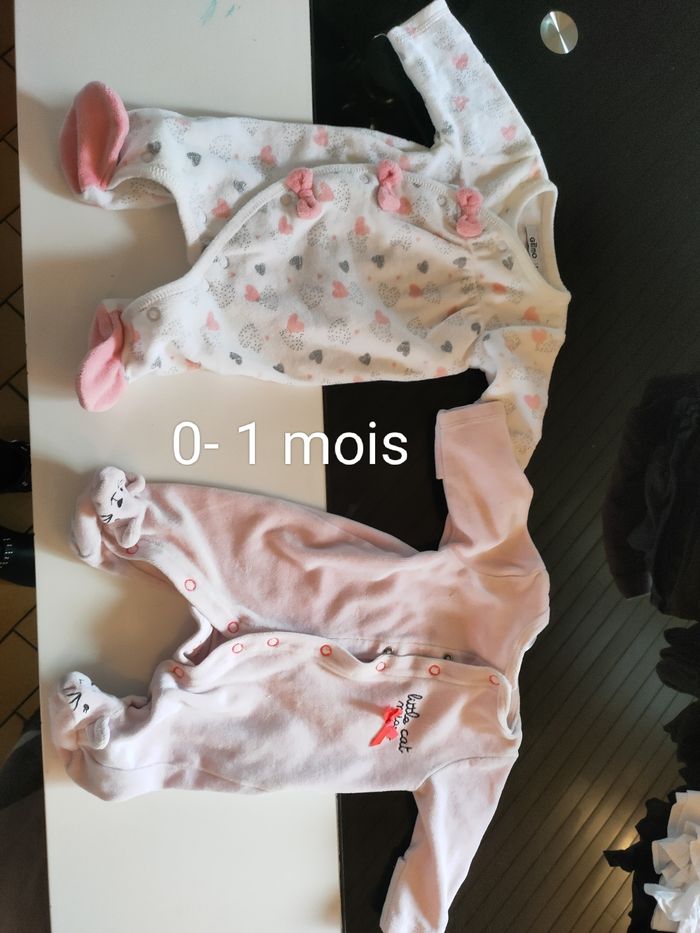 Vêtement bébé fille 0-1 mois - photo numéro 2