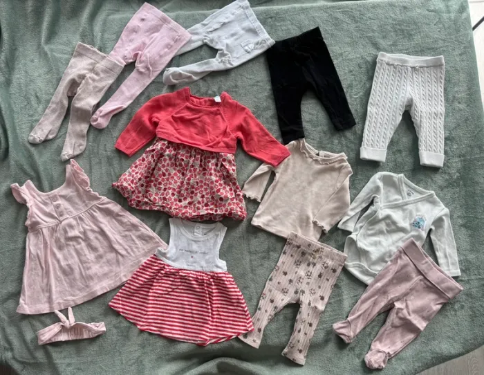 Lot vêtement bébé fille 3 mois - photo numéro 2