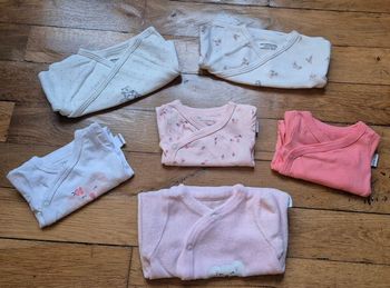 Lot bébé fille 00mois naissance 46cms