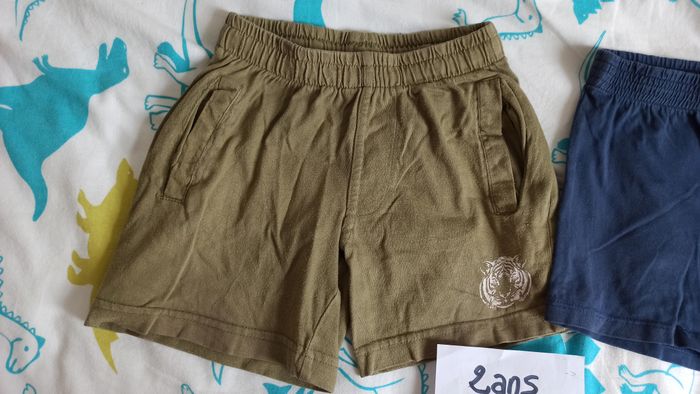 Lot shorts 2 ans - photo numéro 4