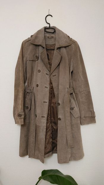 Manteau long en cuir daim