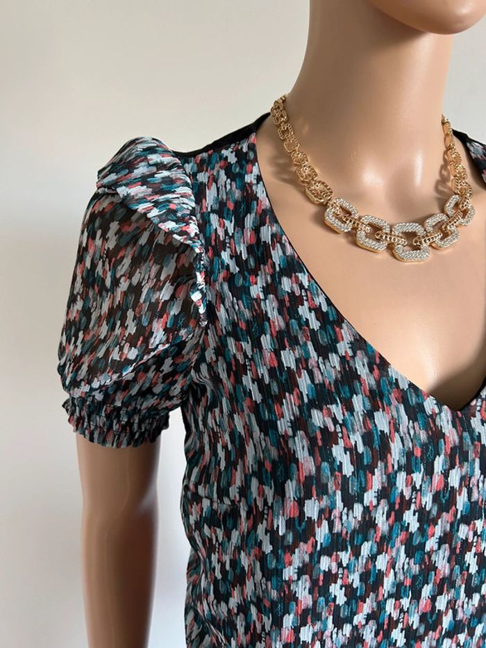 Blouse noire et imprimée Naf Naf taille XS jamais portée - photo numéro 5