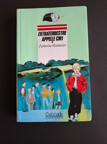 Livre Extraterrestre appelle CM1  de Catherine Missonnier en bon état