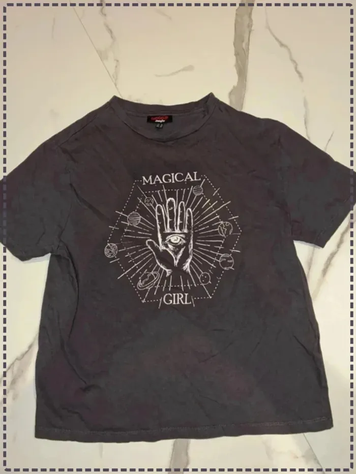 T-shirt gris foncé - Magical Girl – Taille M