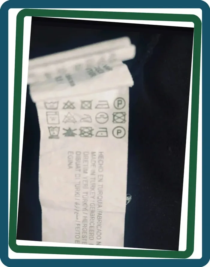 Robe noire avec décolleté plongeant TRÈS fluide Pull&Bear T/L - photo numéro 8