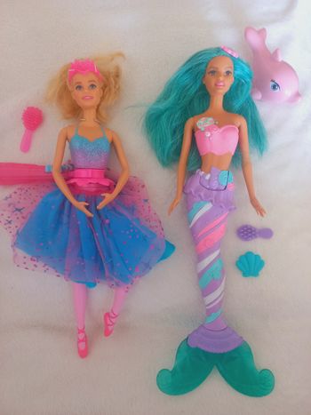 Lot barbie danseuse et barbie sirène 