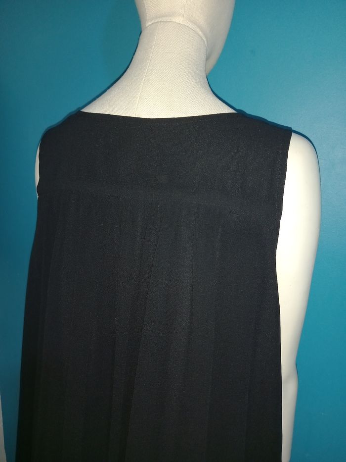 Robe avec sequins brillants - photo numéro 8