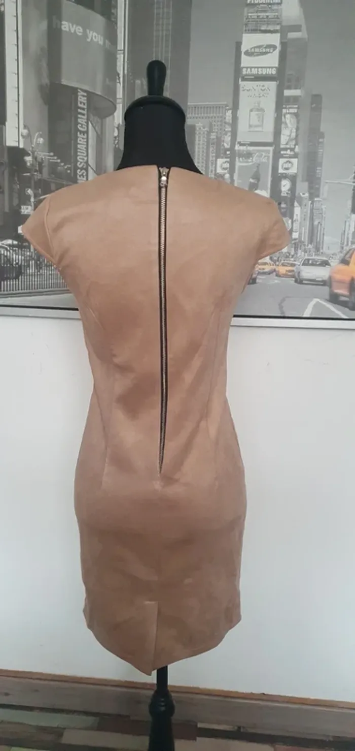 Robes - photo numéro 15
