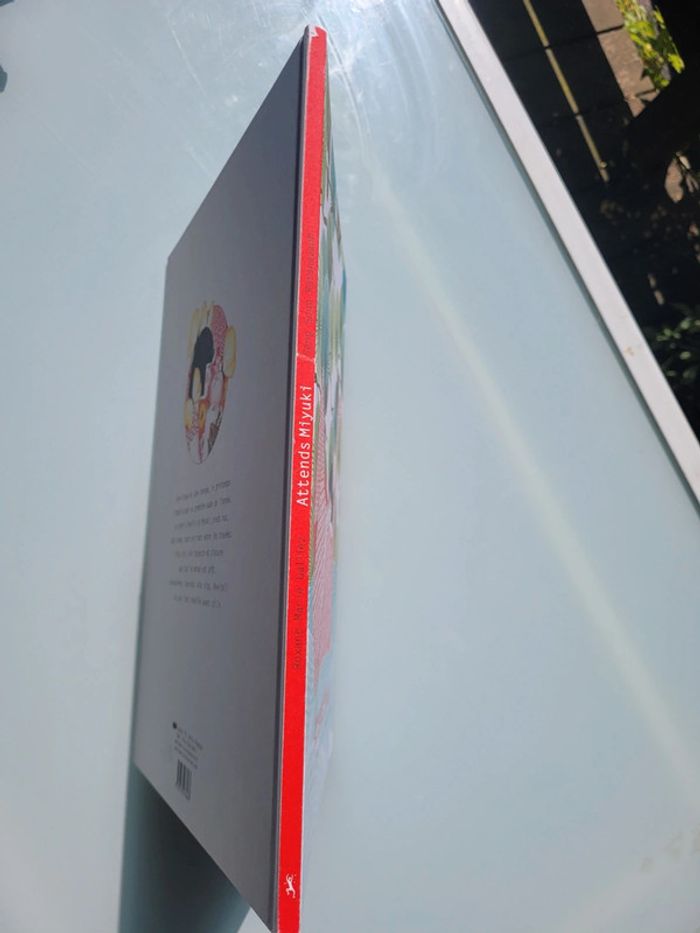 Livre grand format : Attends Miyuki, De la martinière jeunesse - photo numéro 10