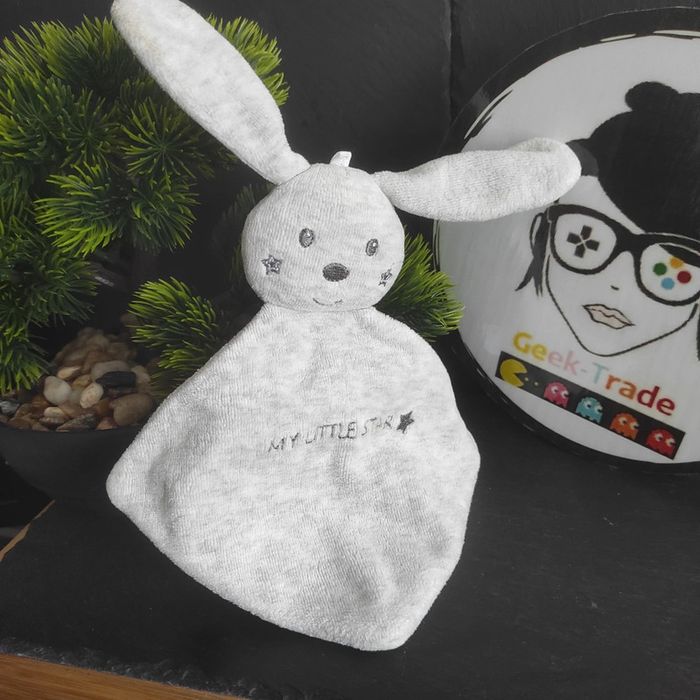 Doudou Sucre D'orge Lapin Plat Gris My Little Star Étoiles #geektradedoudou