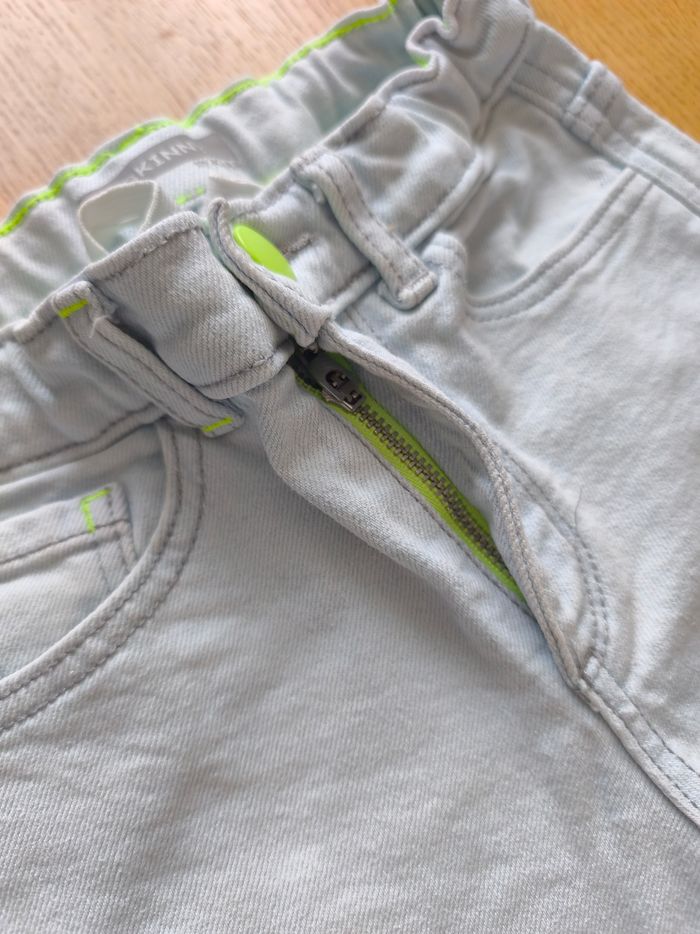 🦎 Jean skinny - Bleach - Kiabi - 8 ans 🦎 - photo numéro 4