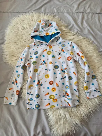 Pull capuche