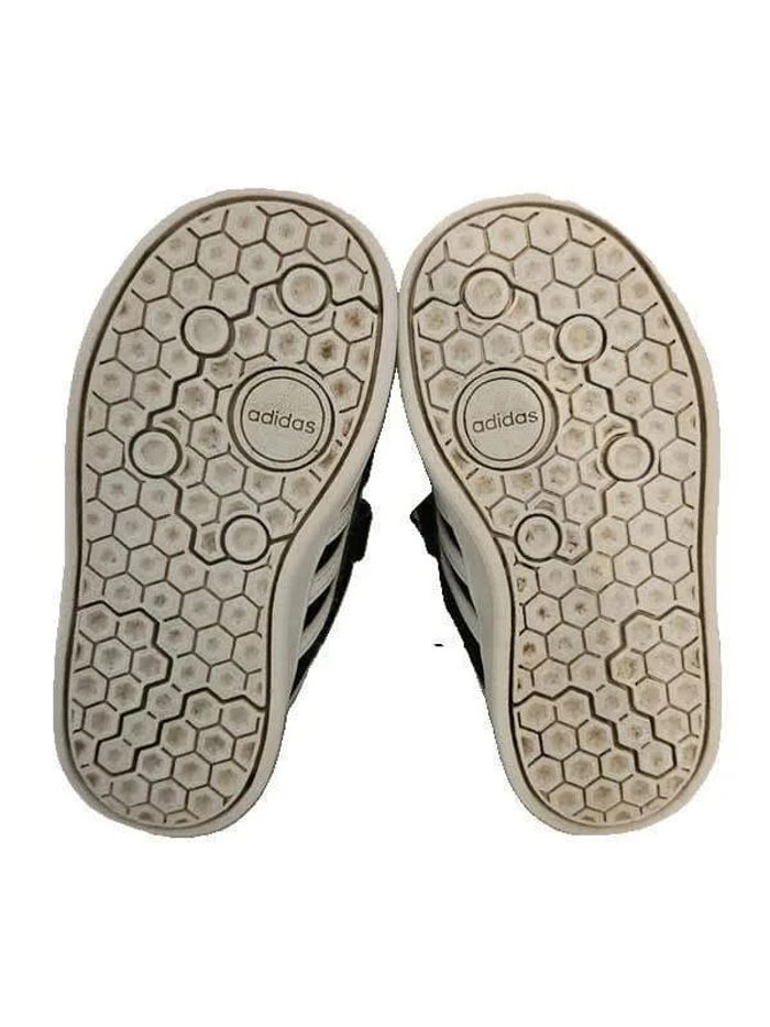 Basket à scratch " Adidas" Noir et Blanc / 23 - photo numéro 8
