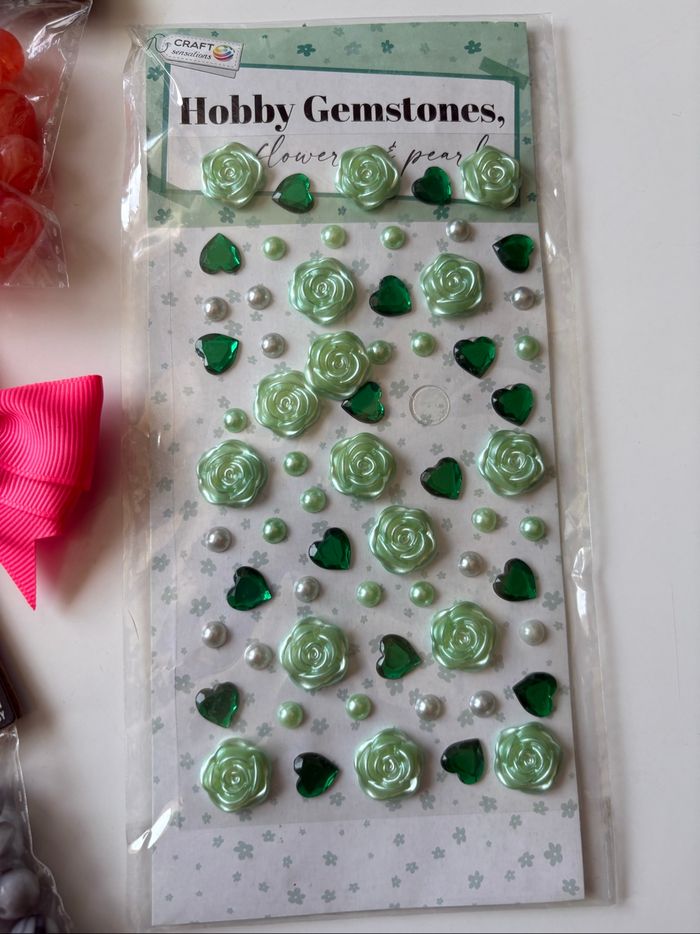 Lot perles et accessoires neufs - photo numéro 2
