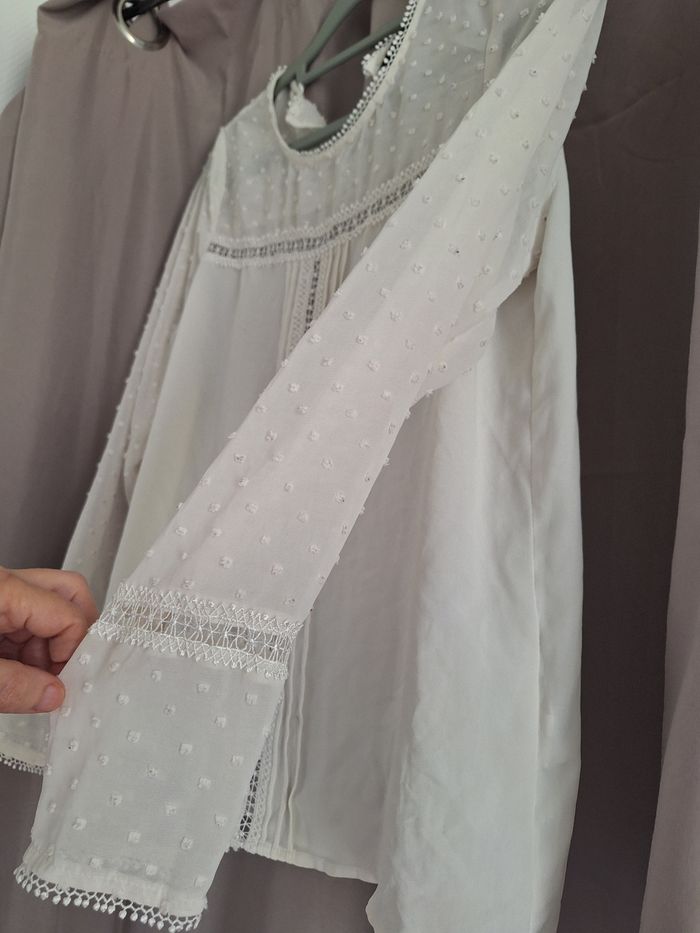 Petit haut léger taille XS Zara - photo numéro 3